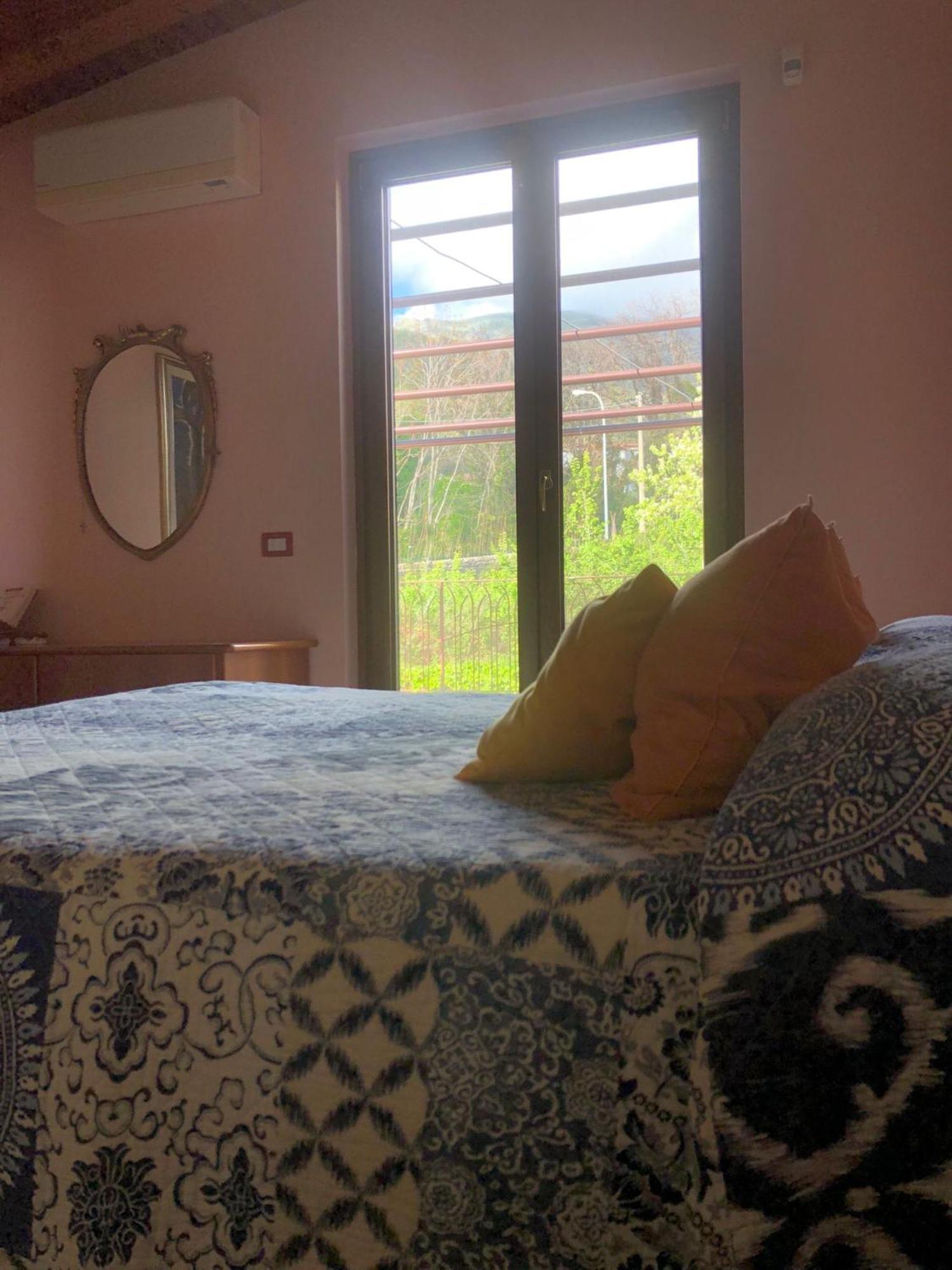 B&B La Rosa Salerno Esterno foto